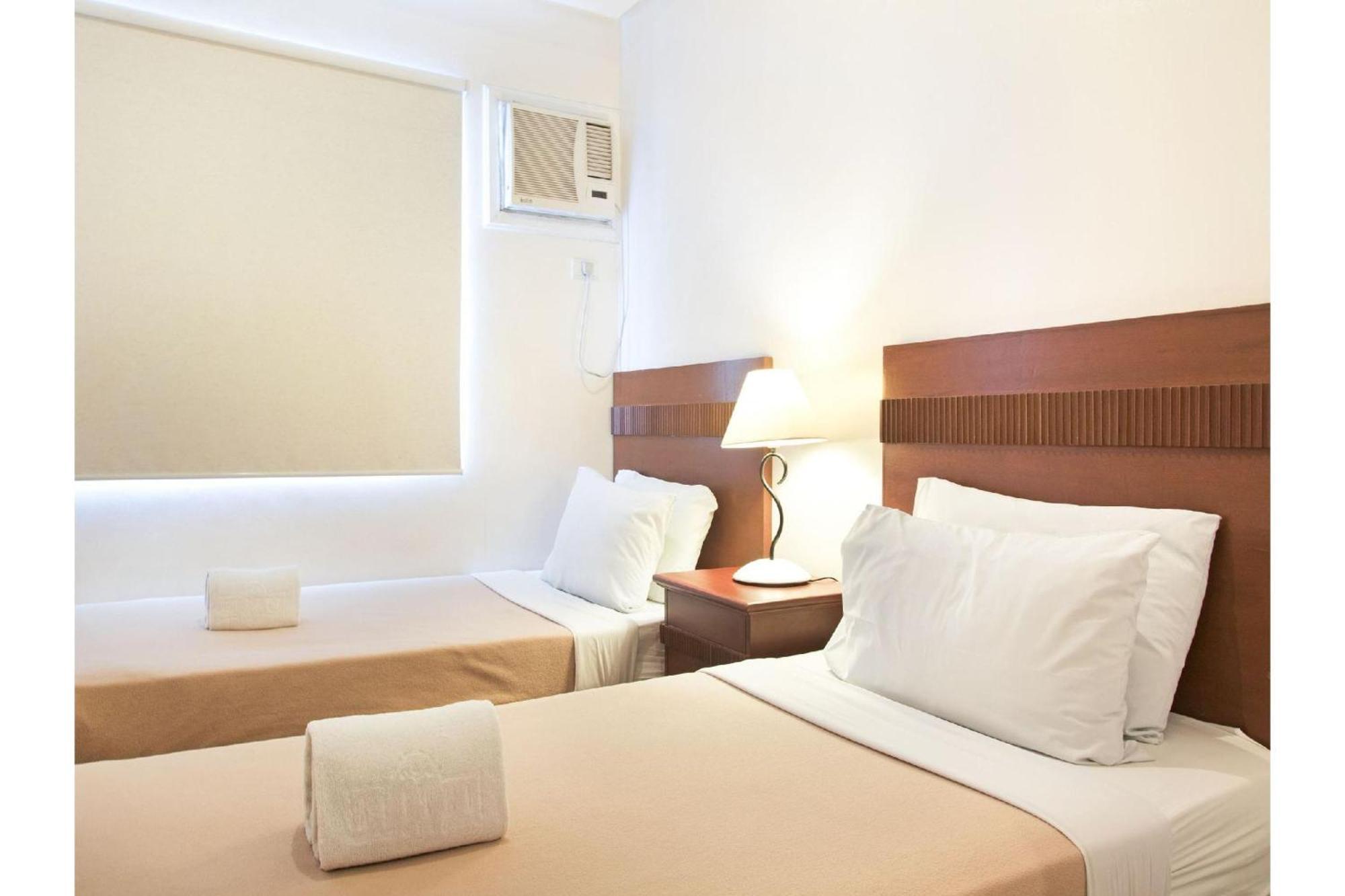 Townhouse Oak Avitel Hotel Near Osmena Highway, Pnr Pasay Station, Metro Manila Makati City Dış mekan fotoğraf