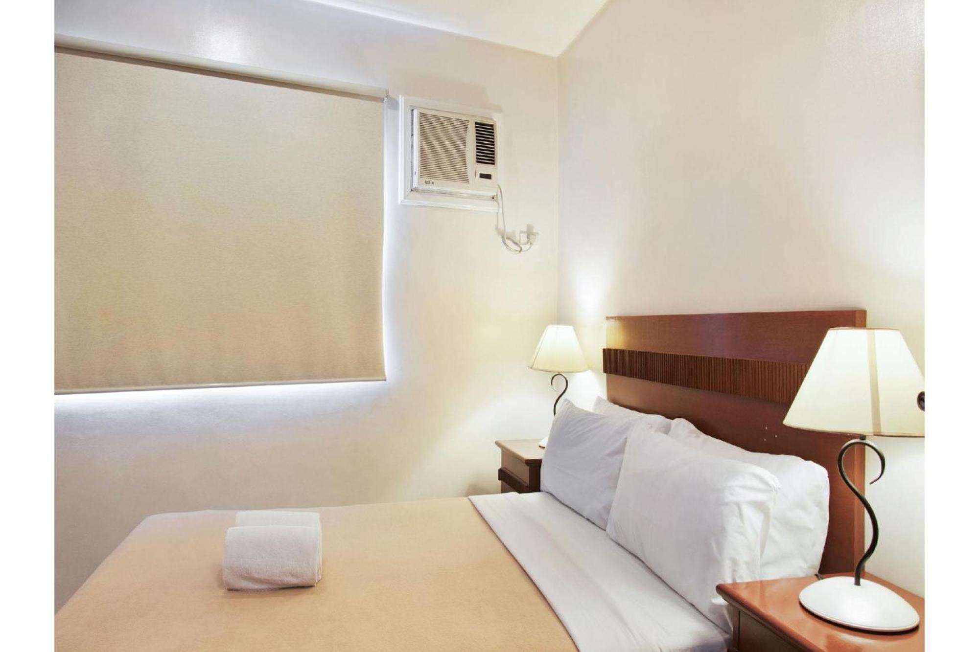 Townhouse Oak Avitel Hotel Near Osmena Highway, Pnr Pasay Station, Metro Manila Makati City Dış mekan fotoğraf