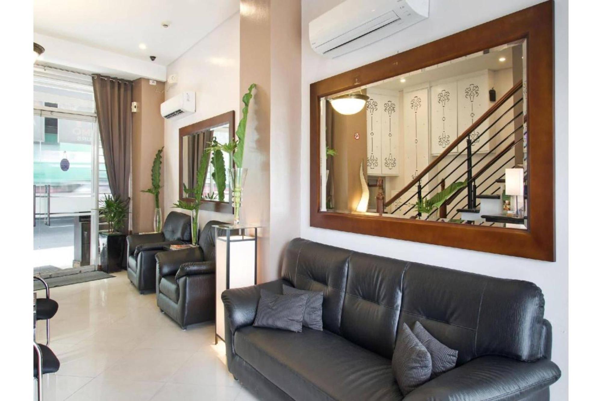 Townhouse Oak Avitel Hotel Near Osmena Highway, Pnr Pasay Station, Metro Manila Makati City Dış mekan fotoğraf